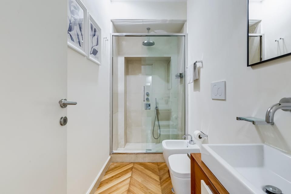 BDC - Platinum 2Bdr apt at Spanish Steps Apartment in Rome