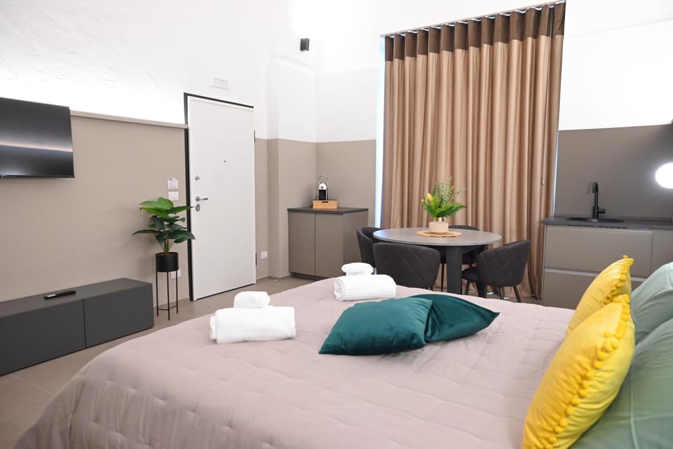 Kitchen or kitchenette, Living room, Photo of the whole room, Bedroom