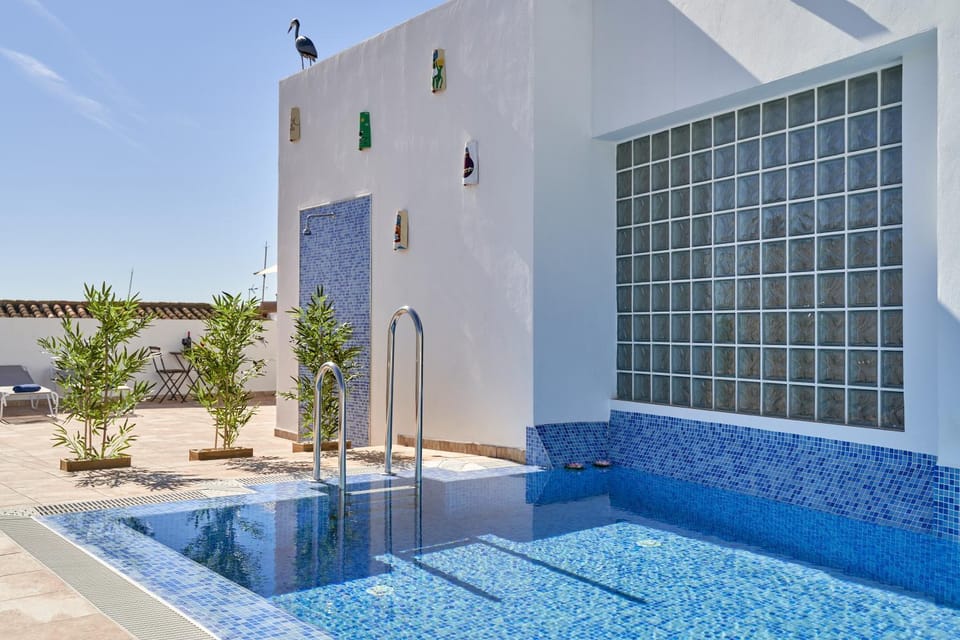 Property building, Swimming pool