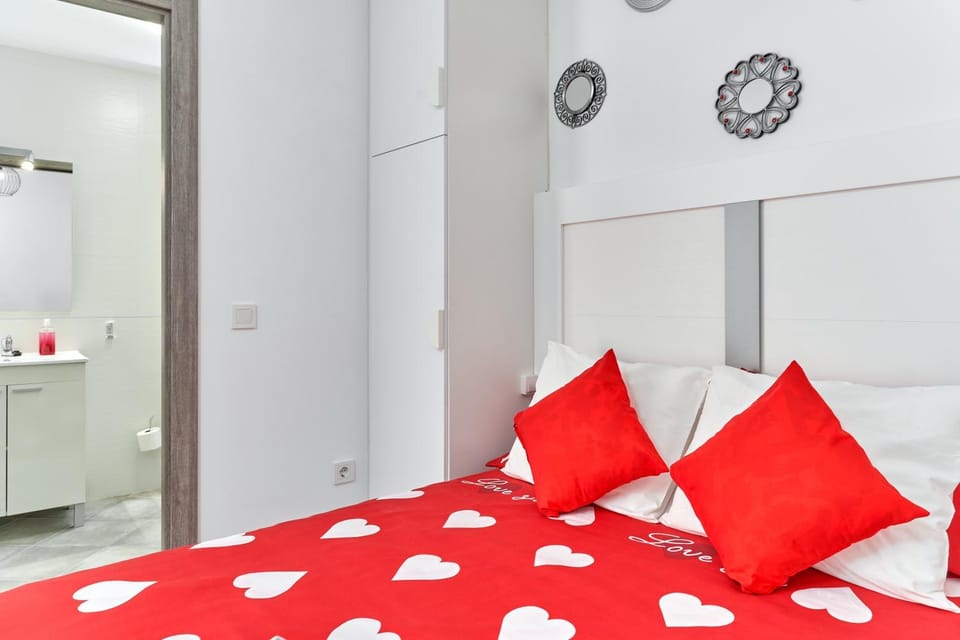 Living room, Bedroom