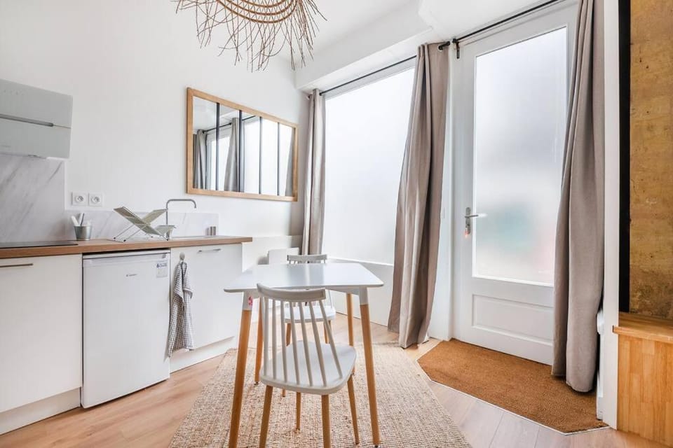 Le Bordeaux: Joli appartement climatisé proche gare Apartment in Bordeaux
