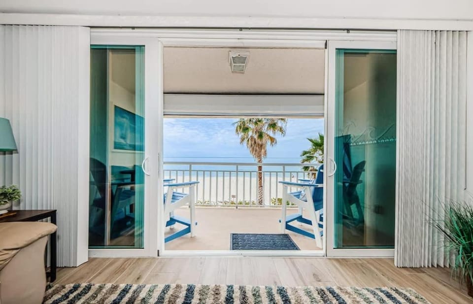 Beach Happy Apartment hotel in Belleair Beach