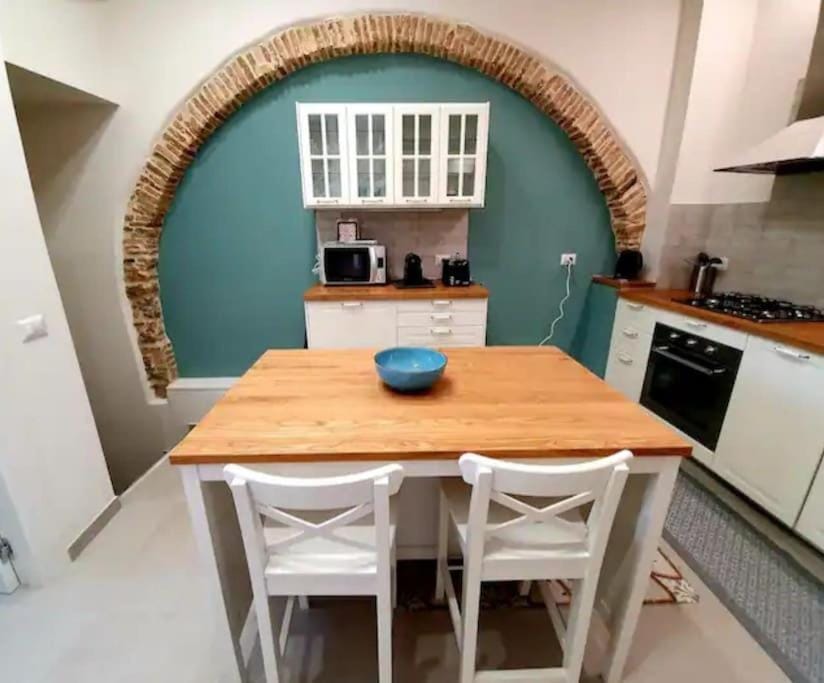 Kitchen or kitchenette, dishwasher, minibar, pet friendly, stove