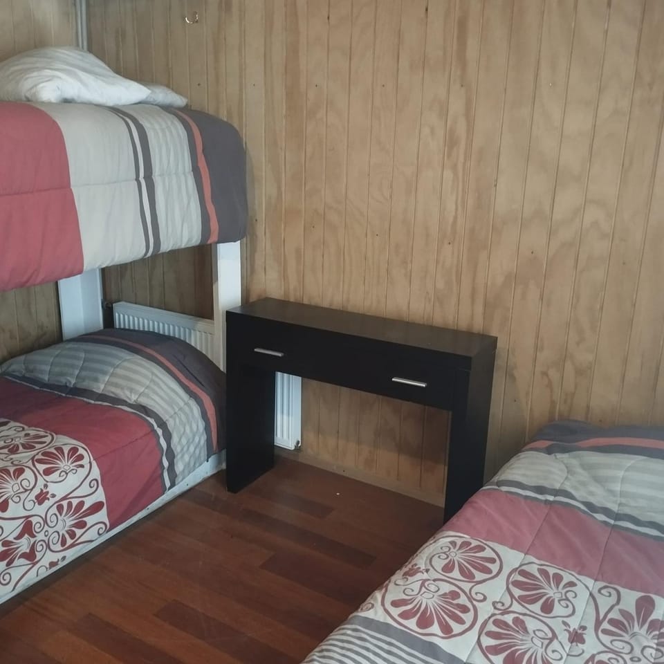 HOSTAL CARHUELLO Bed and Breakfast in Pucon