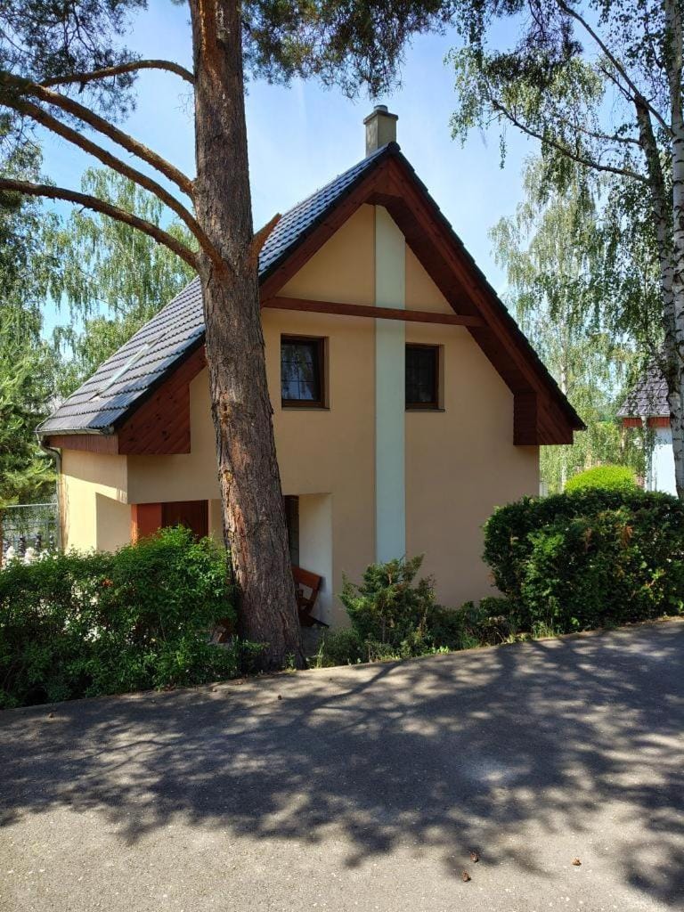 Resort Koloděje - oranžový dům House in South Bohemian Region