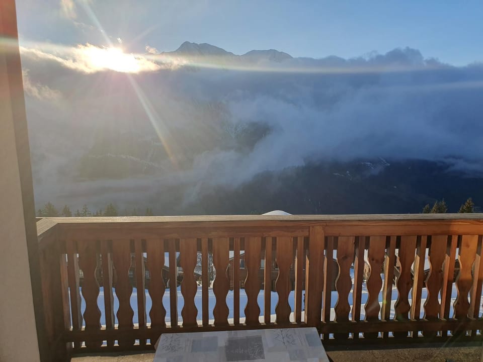View (from property/room), Balcony/Terrace