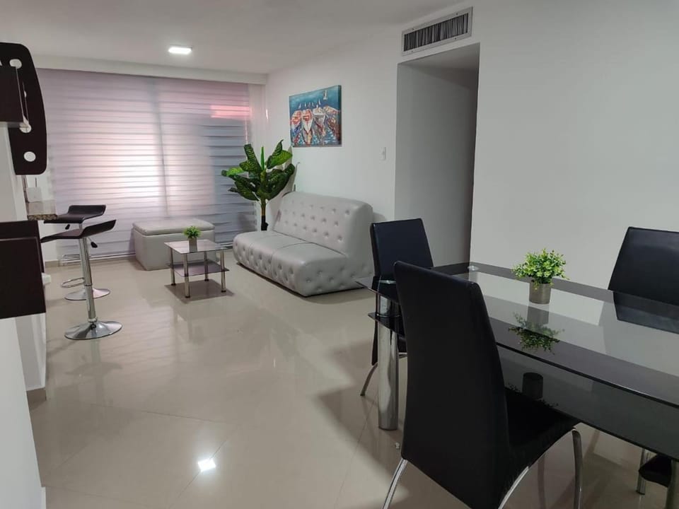 Living room, Dining area, air conditioner