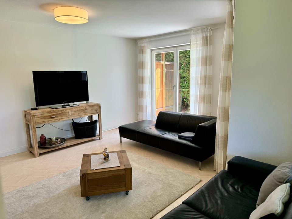 TV and multimedia, locker, locker