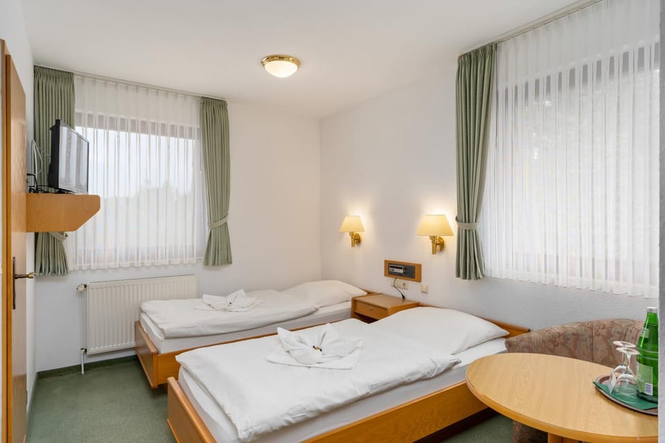 BmB Vollersode Monteurzimmer / Pension Apartment hotel in Lower Saxony, Germany