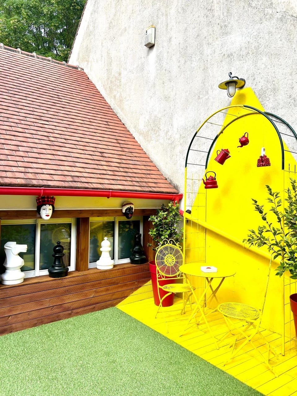 Property building, Garden, Garden view