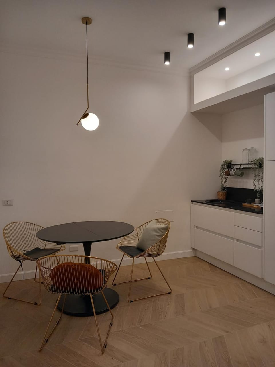 Porto 55 Apartment in Naples