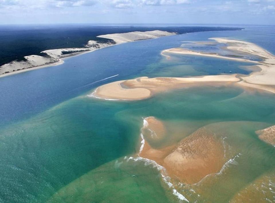 Nearby landmark, Natural landscape, Bird's eye view