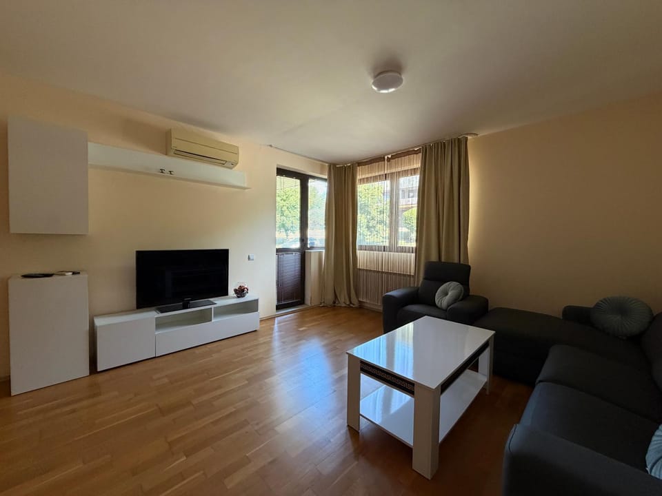 Pravets Lake Panorama Apartments Apartment in Bulgaria