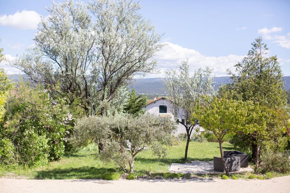 Garden view, Mountain view