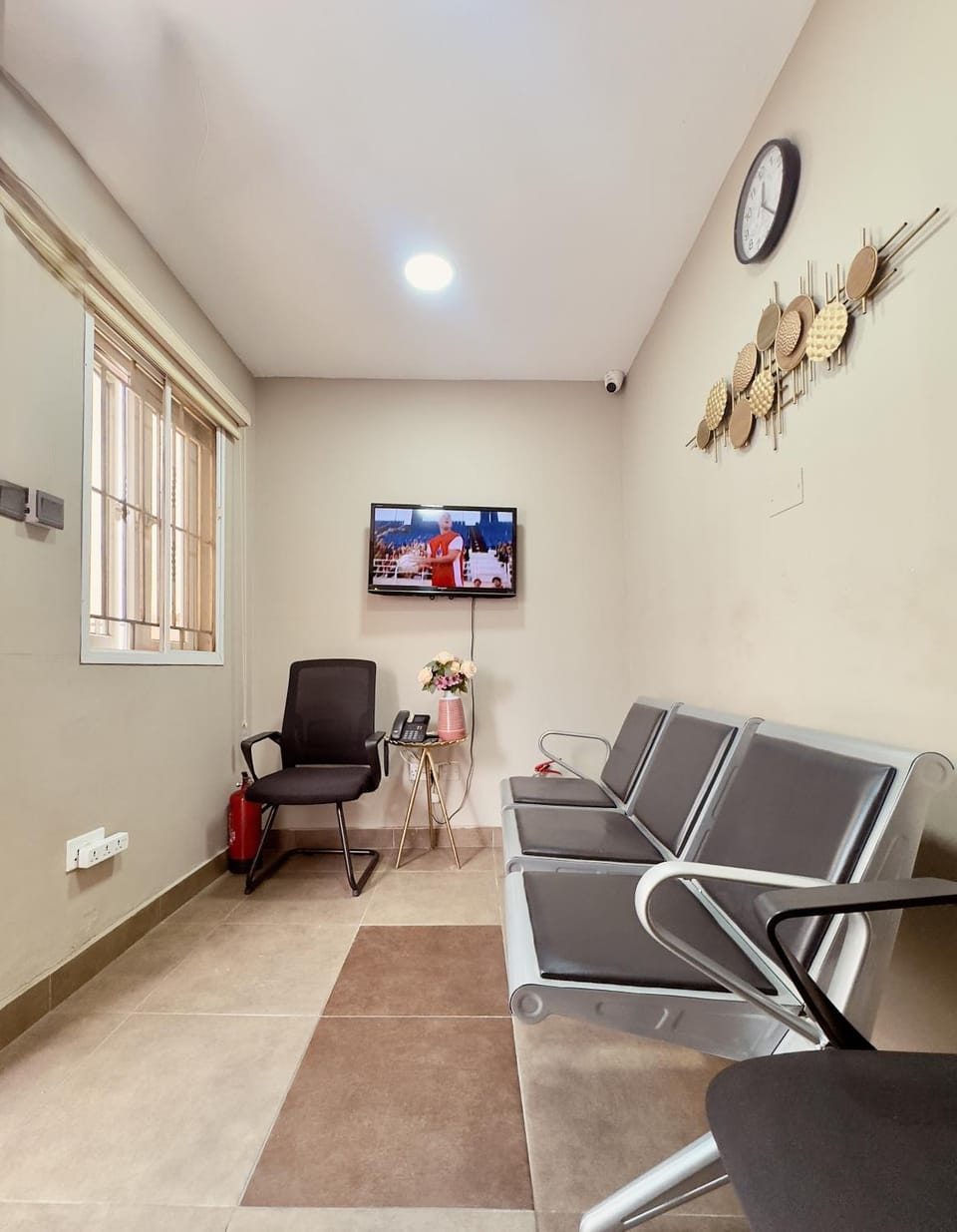 Property building, Seating area