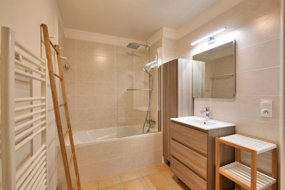 Shower, Toilet, Bathroom, kitchen
