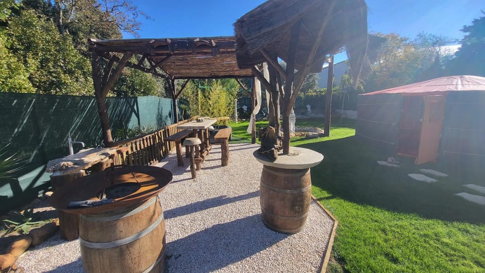 La Yourte Luxury tent in Narbonne