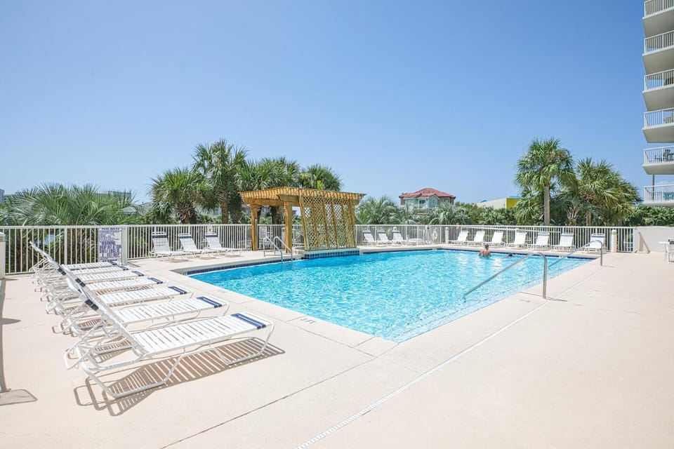Terrace at Pelican Beach 902 Just Beachy Apartment in Destin
