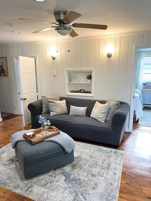 Skiing, TV and multimedia, Living room, Seating area, pet friendly