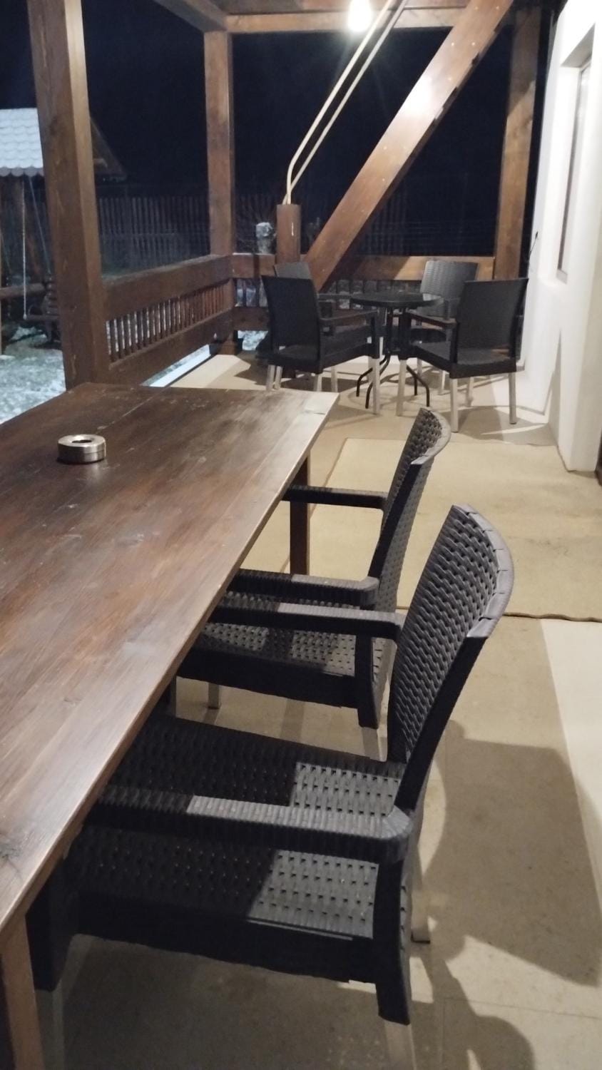 Seating area, Dining area