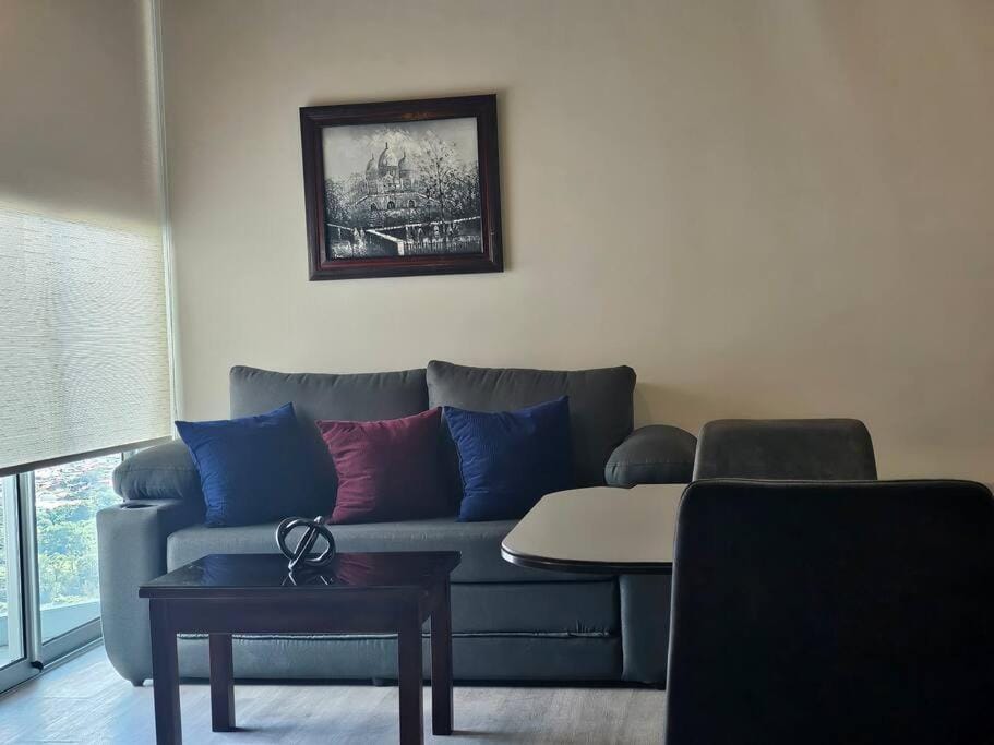 Living room, Seating area