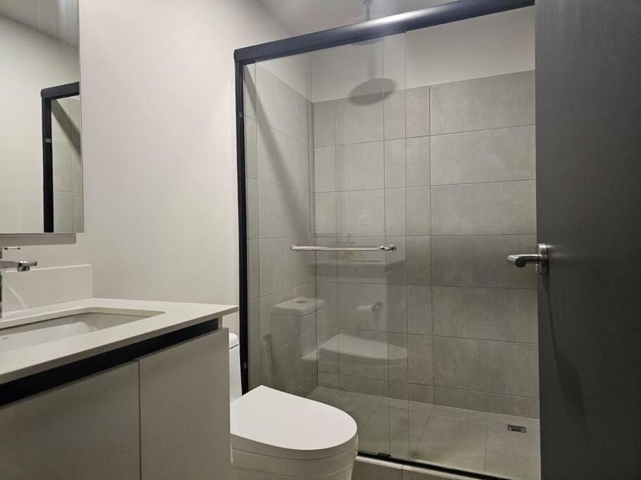 Shower, Toilet, Bathroom