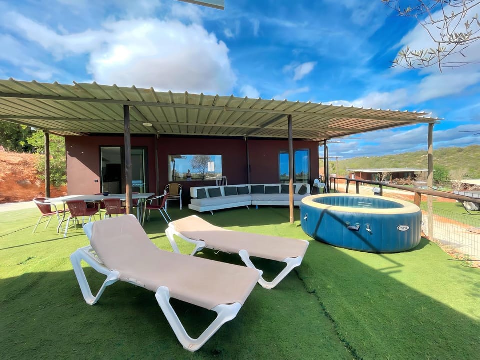 The Place Campground/ 
RV Resort in Albufeira