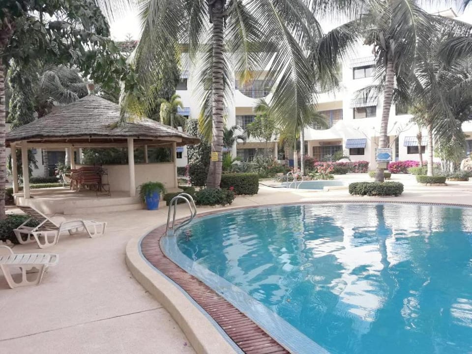 Pool view, Swimming pool