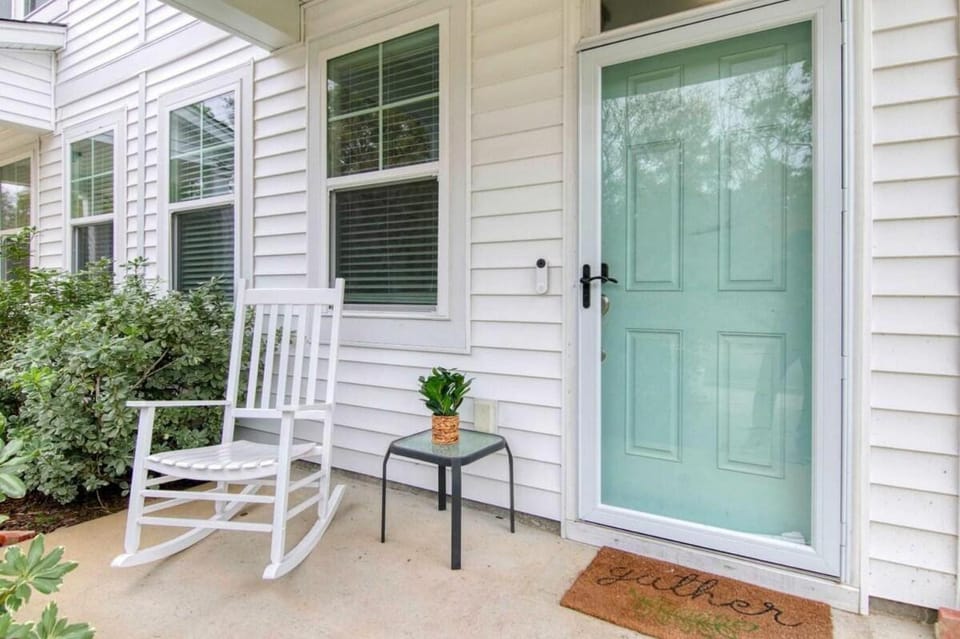 Penny Lane, Park Circle, 15m dwtn CHS House in North Charleston