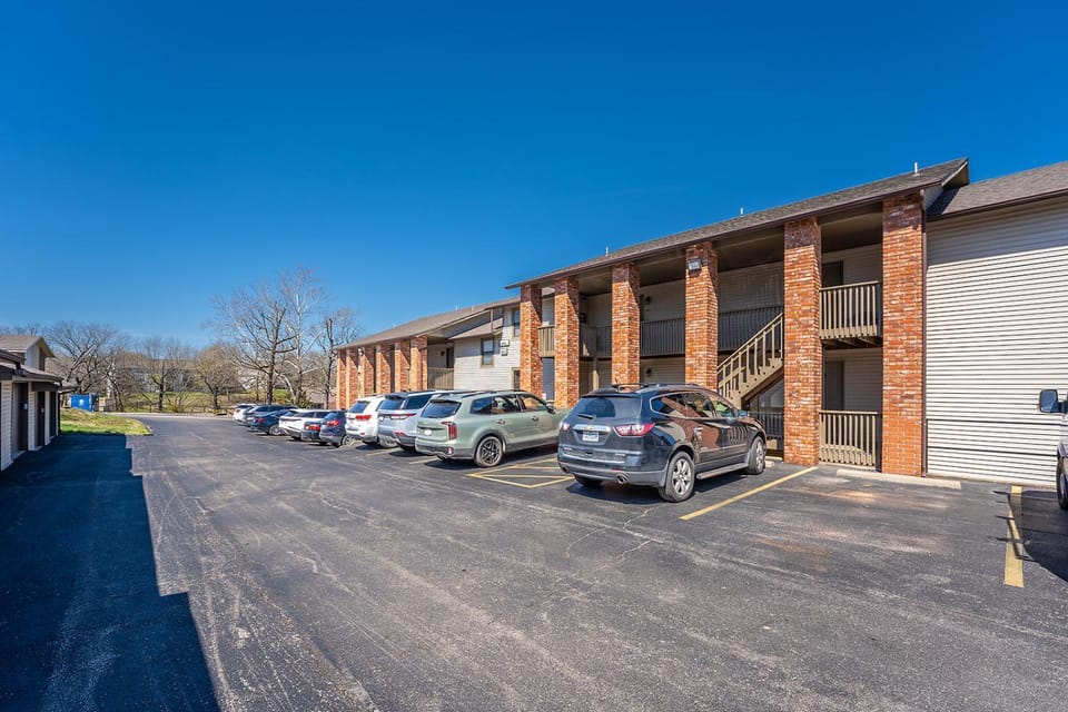 Branson Pointe Royale condo-Table Rock lake-free golf Apartment in Branson