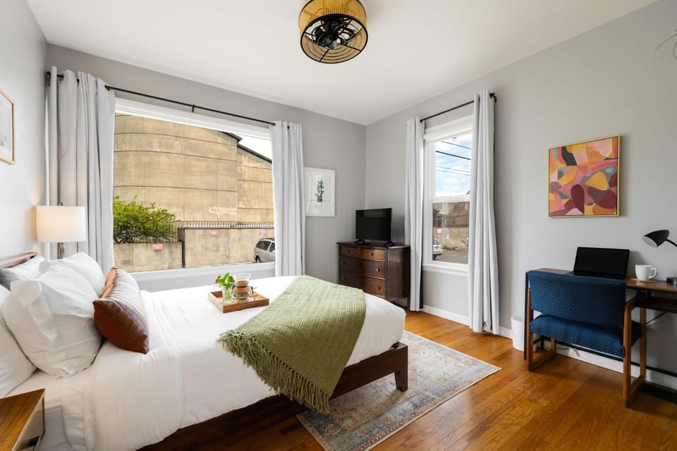 Bed, Bedroom