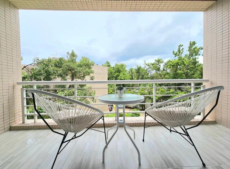 Day, Garden, View (from property/room), Balcony/Terrace, Garden view