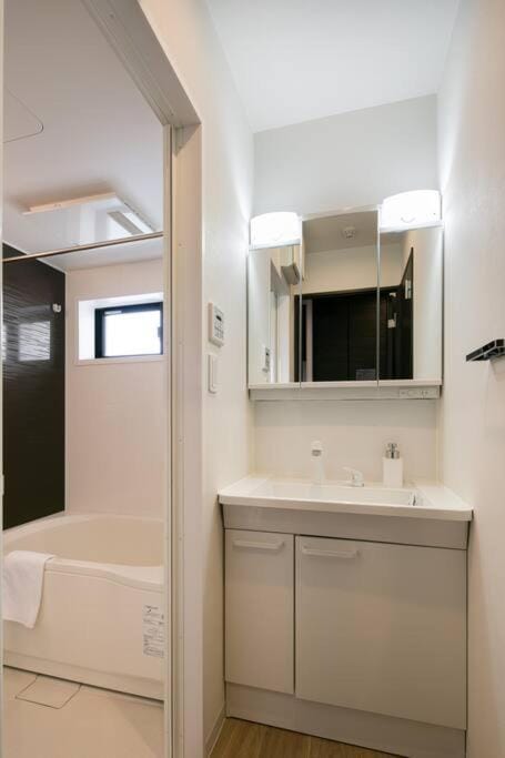 Shower, Bathroom, Bath