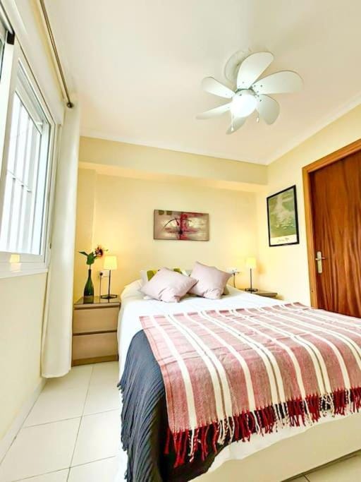 Beautiful apartment in Acapulco Playa, Nerja Apartment in Nerja