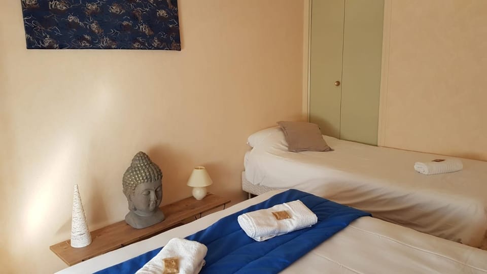 Le Petit HERMITAGE - Gite 4 pers Apartment in Auvergne-Rhône-Alpes