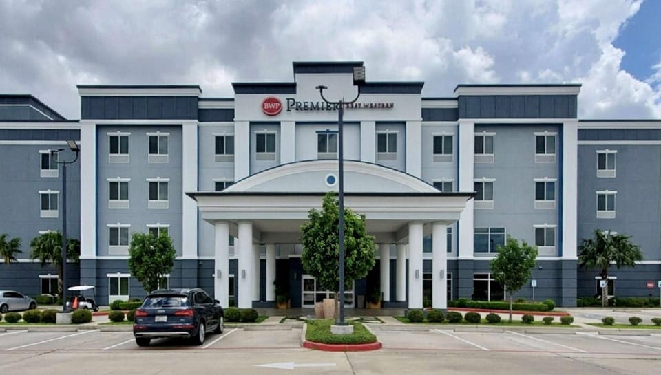 Property building, On site