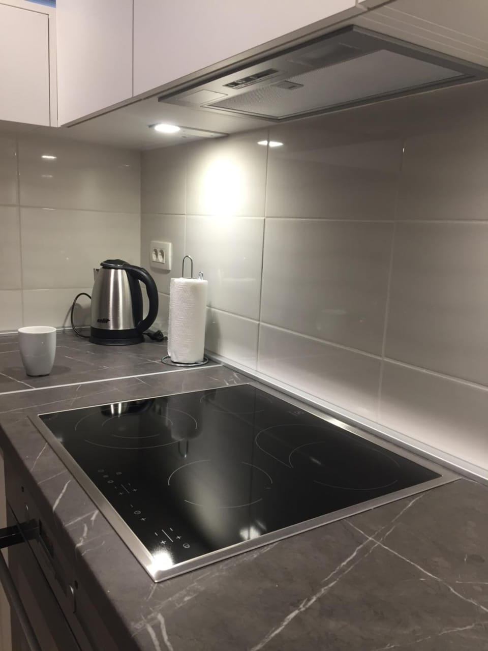 Kitchen or kitchenette, Dining area, Food