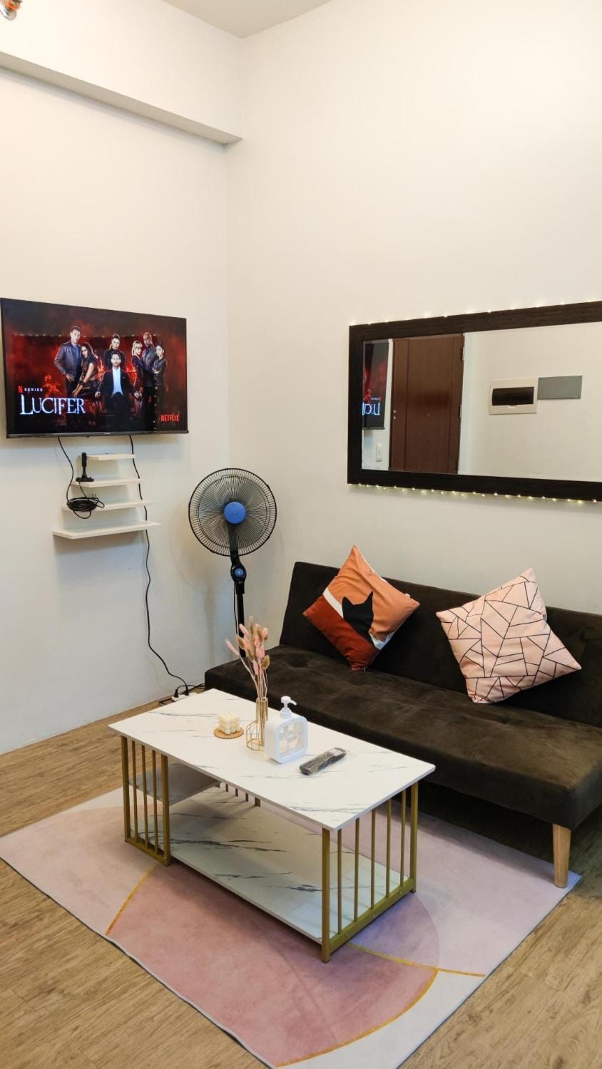 Anuva Stays Apartment in Muntinlupa