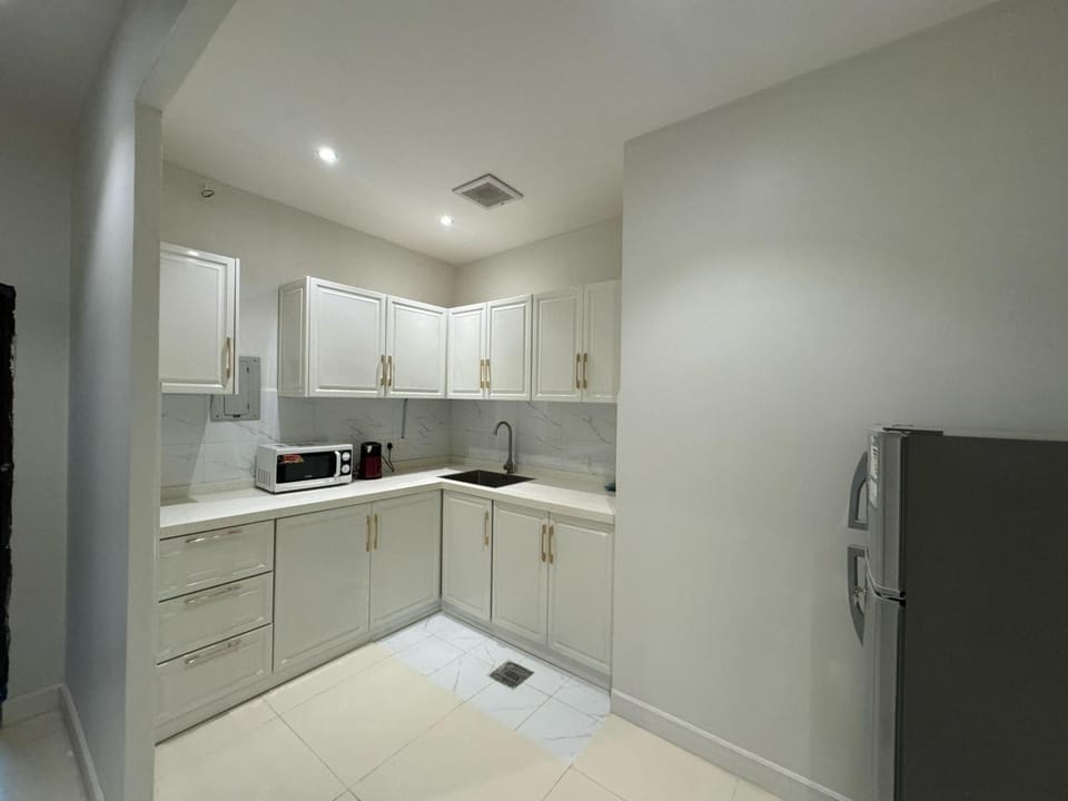 The white Apartments Apartment in Riyadh
