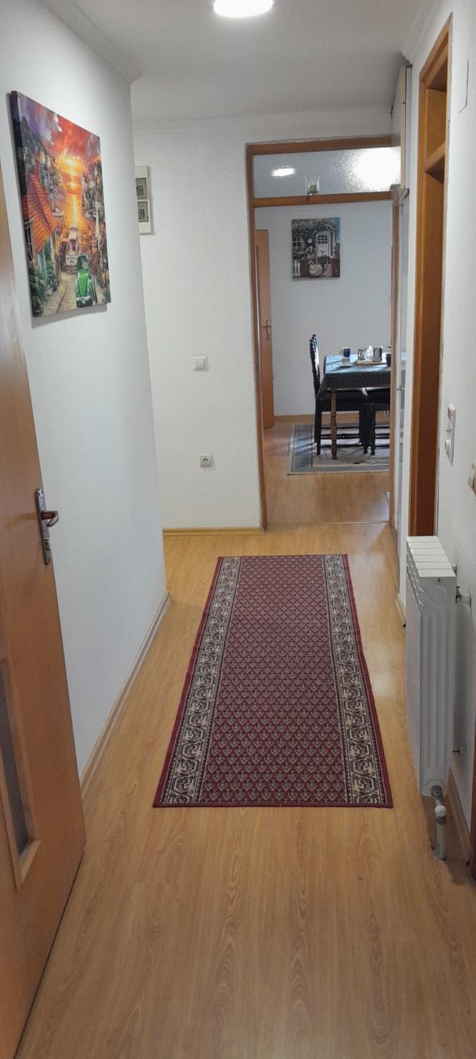 Photo of the whole room, Dining area