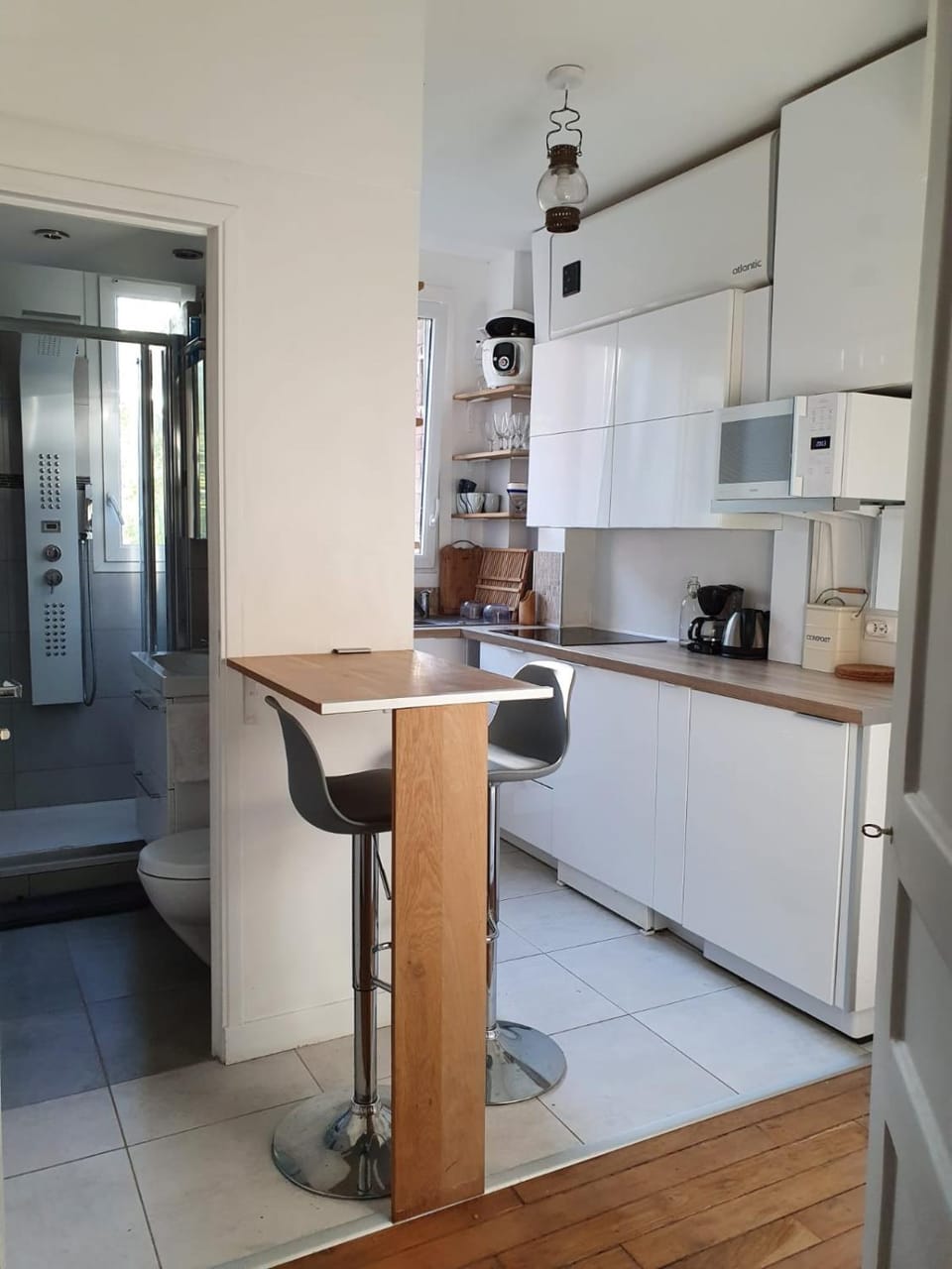 Kitchen or kitchenette, Dining area, minibar, oven, pet friendly, stove