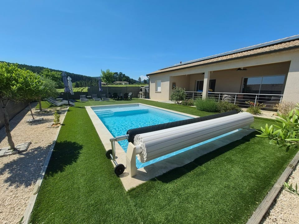 Garden, Garden view, Pool view, sunbed