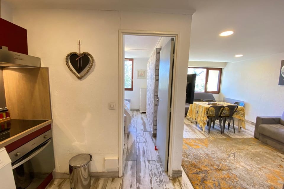 06BF - 7-person apartment facing the slopes Apartment in Piedmont