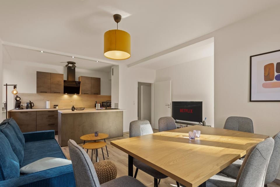 Living room, Dining area, kitchen, kitchen