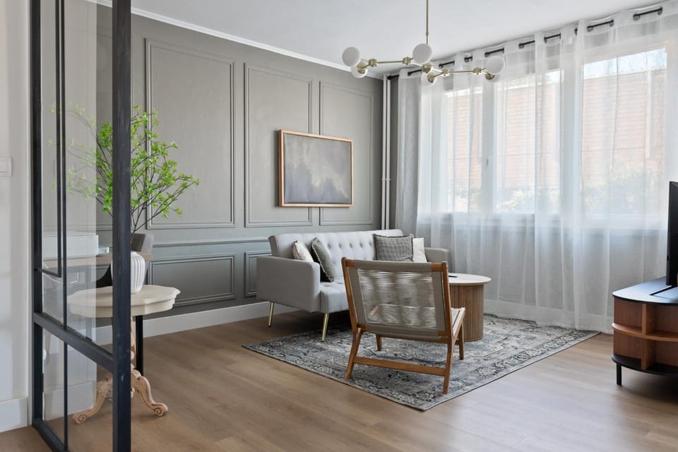 Living room, Seating area