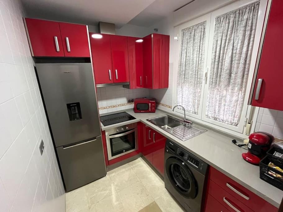 Kitchen or kitchenette, minibar, pet friendly, toaster, washing machine