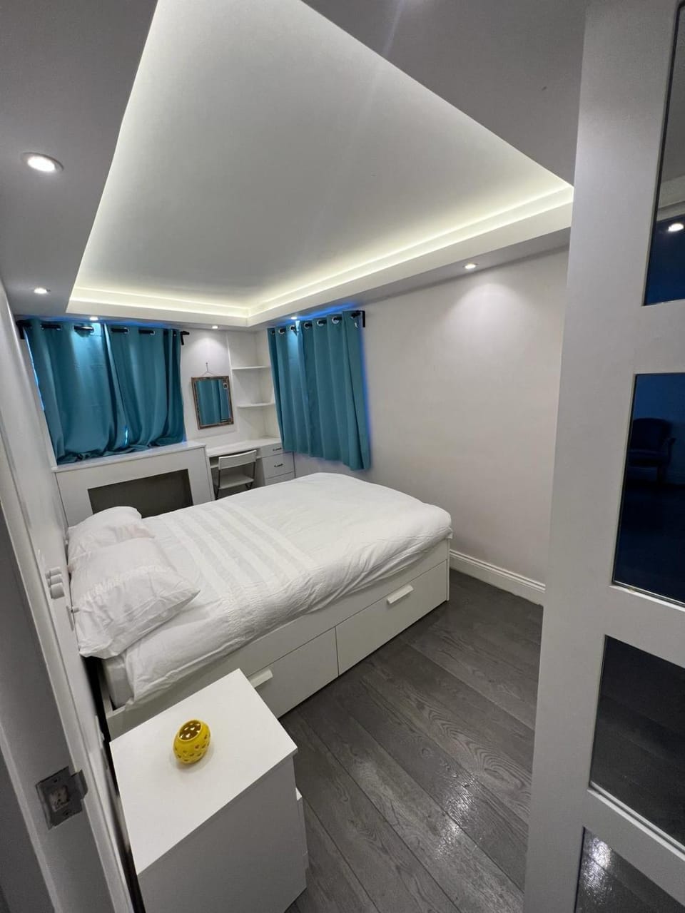 Bed, Bedroom