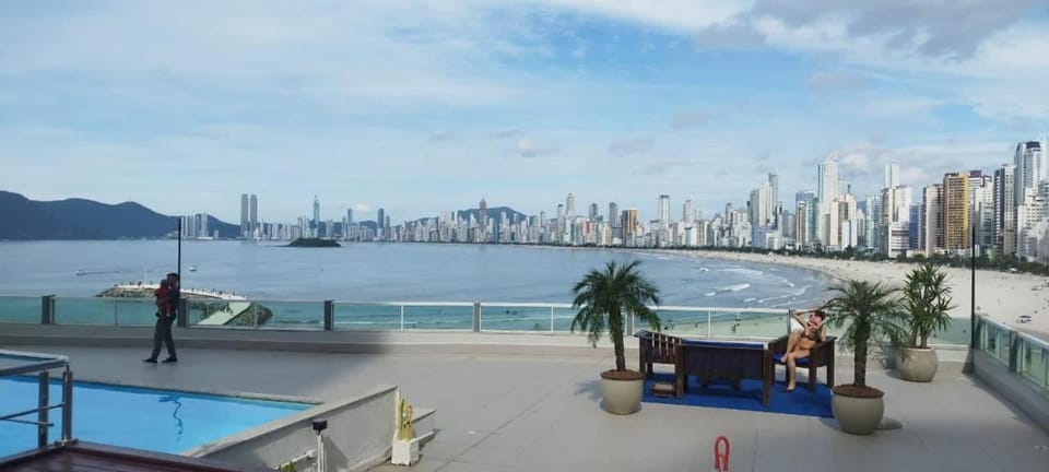 Studio Pé na Areia II Apartment in Balneário Camboriú