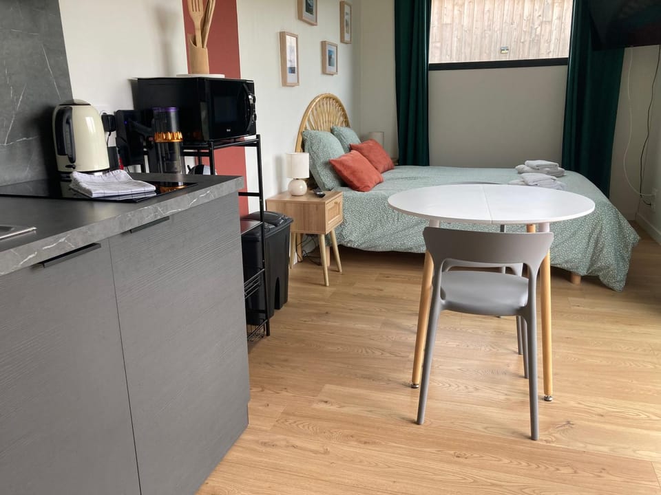 Le clos pommiers Apartment in Normandy