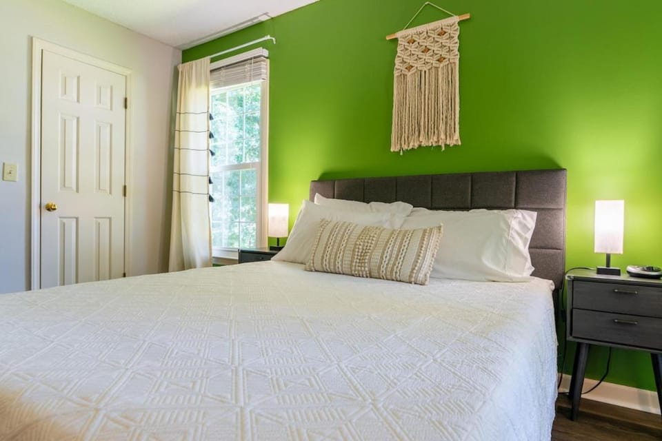 Bed, Bedroom, wardrobe